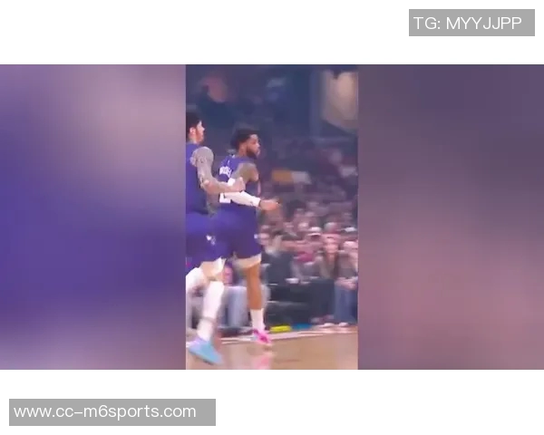 追梦精准传球布朗尼外线助攻库里高弧度三分球如虹命中 追梦精准传球布朗尼外线助攻库里高弧度三分球如虹命中