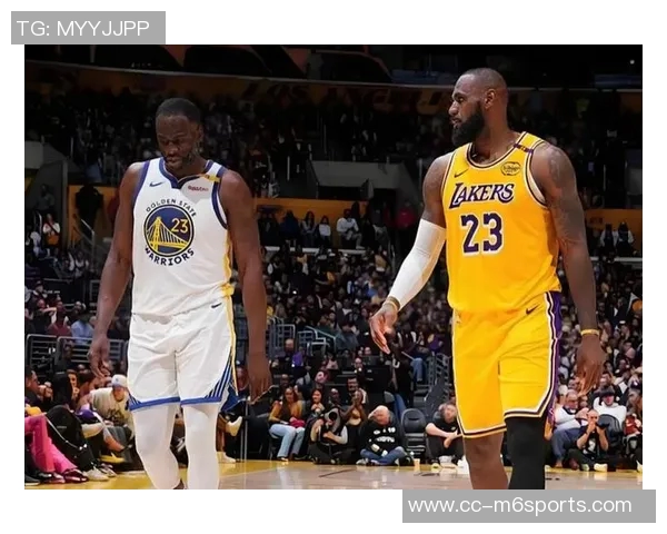 詹姆斯夫妇亲临现场支持洛杉矶道奇队精彩比赛未赴客场