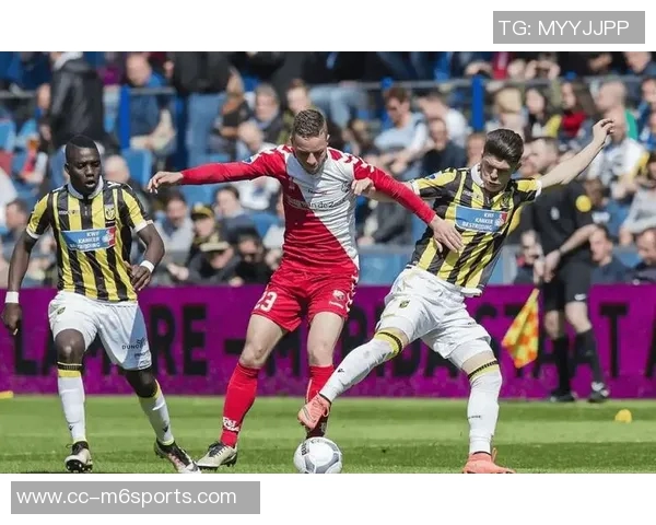 阿贾克斯中场泰勒正式加盟拉齐奥转会费高达1700万欧元